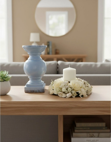 Fiori di Lena - Portacandela in Ceramica Celeste Con Composizione